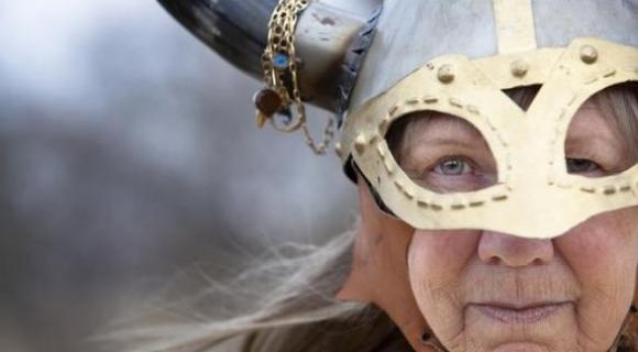 Viking women: raiders, traders and settlers