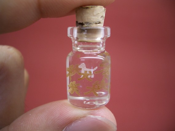 Artist Makes Tiny Models In Tiny Bottles The Mary Sue 6676