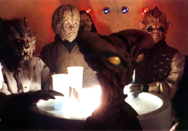 hem-dazon-at-mos-eisley-cantina