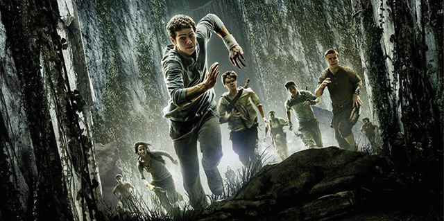 THE MAZE RUNNER Clip - -Thomas Goes Into The Maze- (2014) - video