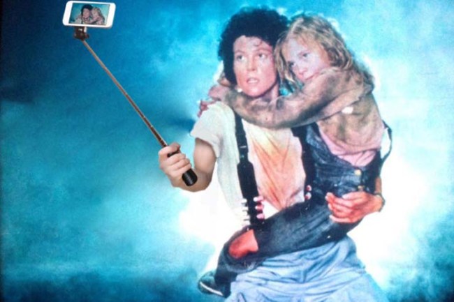 ellen ripley selfie stick