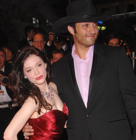 Rose Mcgowan Fucking Porn - Robert Rodriguez's Grindhouse An Eff-You to Harvey Weinstein | The Mary Sue