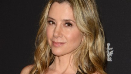 mira sorvino mighty aphrodite woody allen dylan farrow letter apology