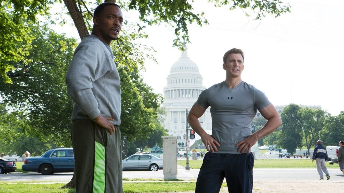 Anthony Mackie as Sam Wilson and Chris Evans as Captain America in Captain America: The Winter Soldier