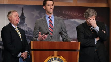 Tom Cotton looks like a dumbass.