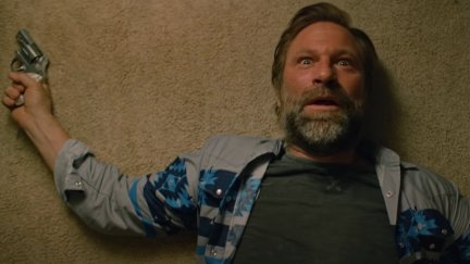 Aaron Eckhart as Arthur in Wander