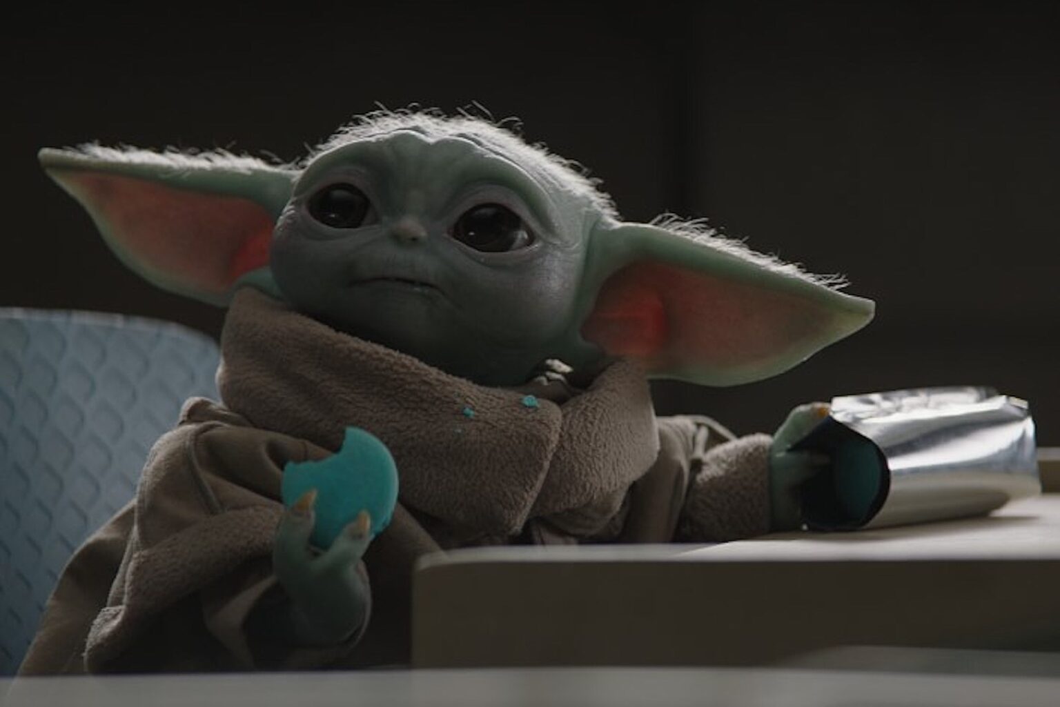 there-s-a-new-snacking-grogu-doll-from-the-mandalorian-the-mary-sue