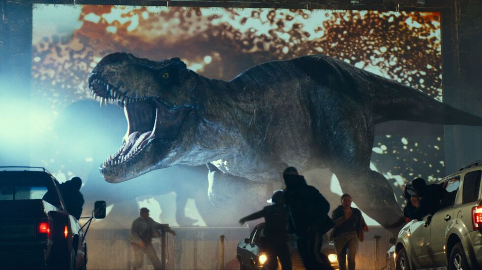 Jurassic World: Dominion' Complaints Forget Dinosaurs Weren't the Real  Threat in the Original