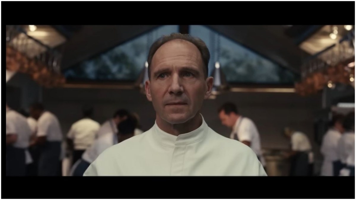 Audiences go wild for Ralph Fiennes' dark comedy The Menu - hailing it  'best food movie ever made