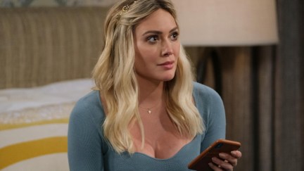 Hilary Duff in How I Met Your Father (2022)