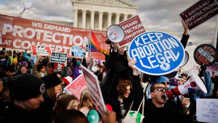 A large crowd of anti-abortion and abortion rights protesters outside the Supreme Court.