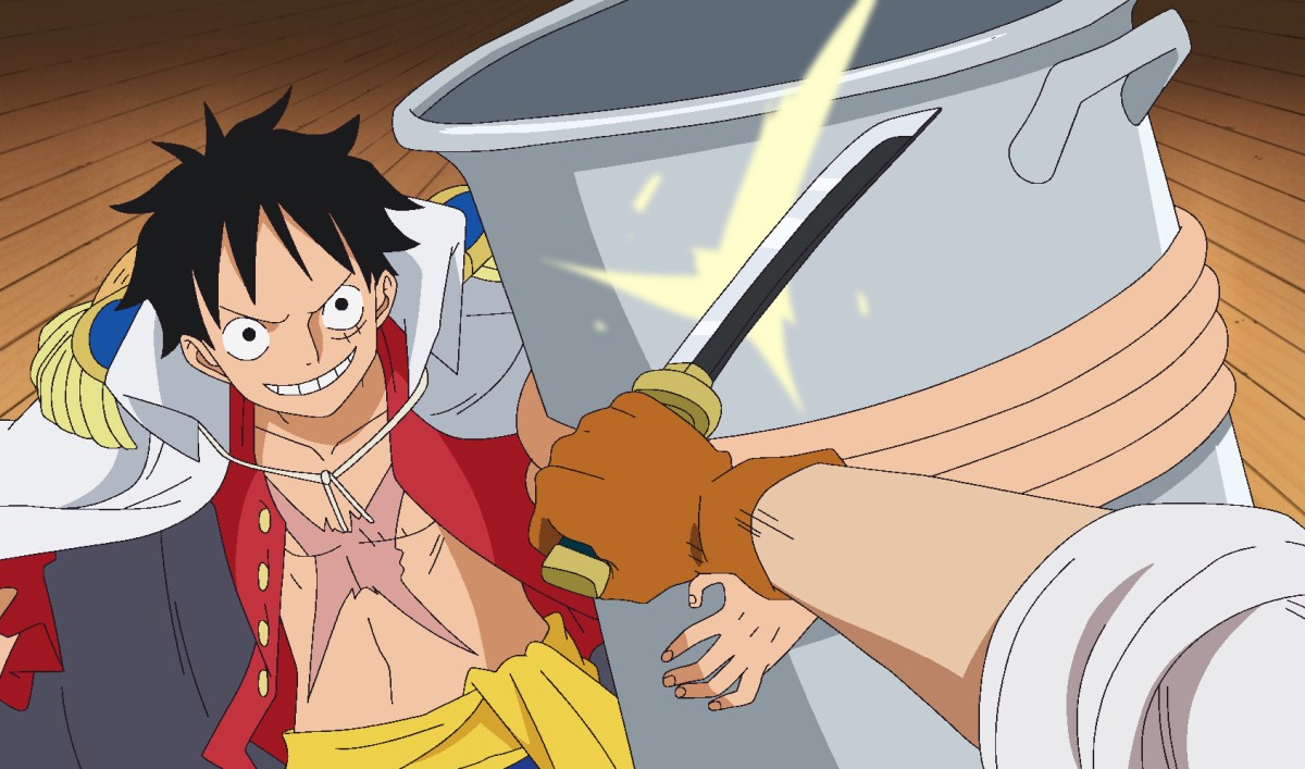 Gourt tries to knife Luffy