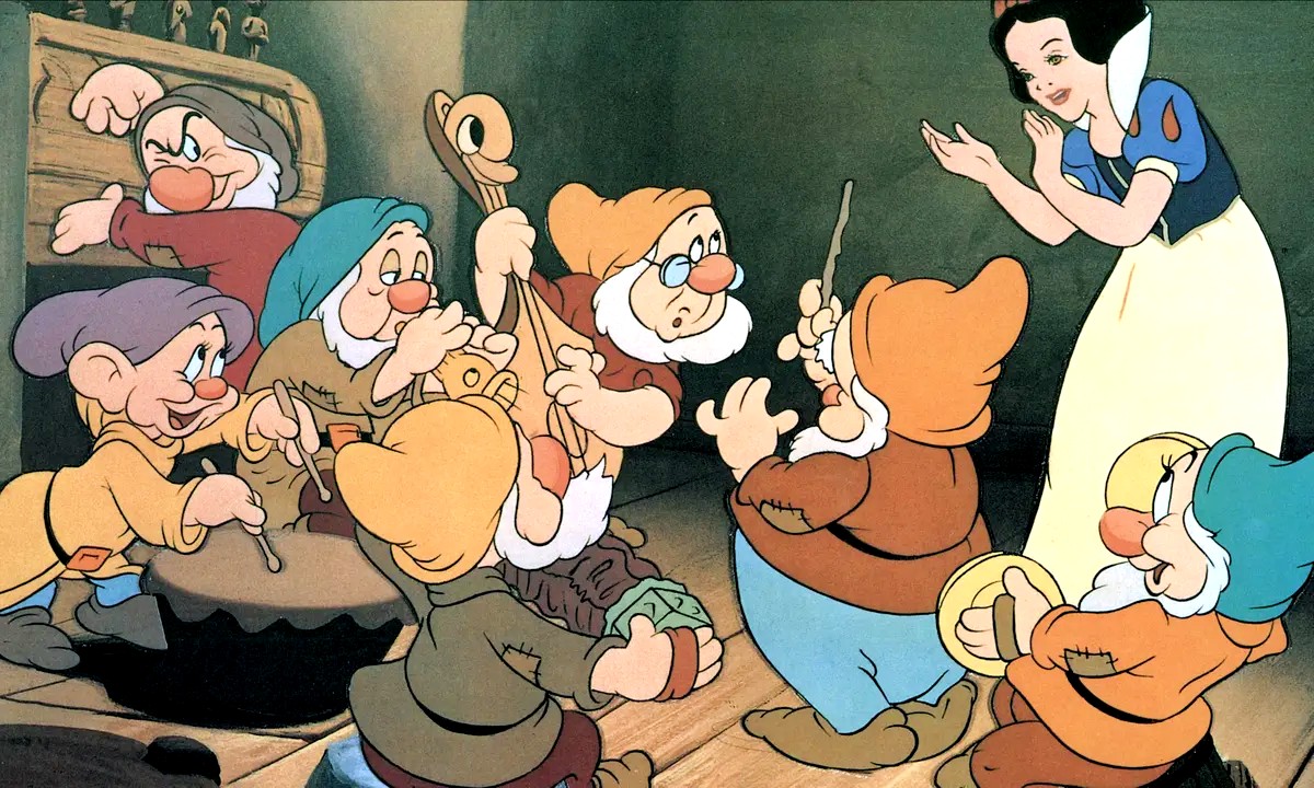 Conservatives Are Losing Their Minds Over Snow White And The Seven