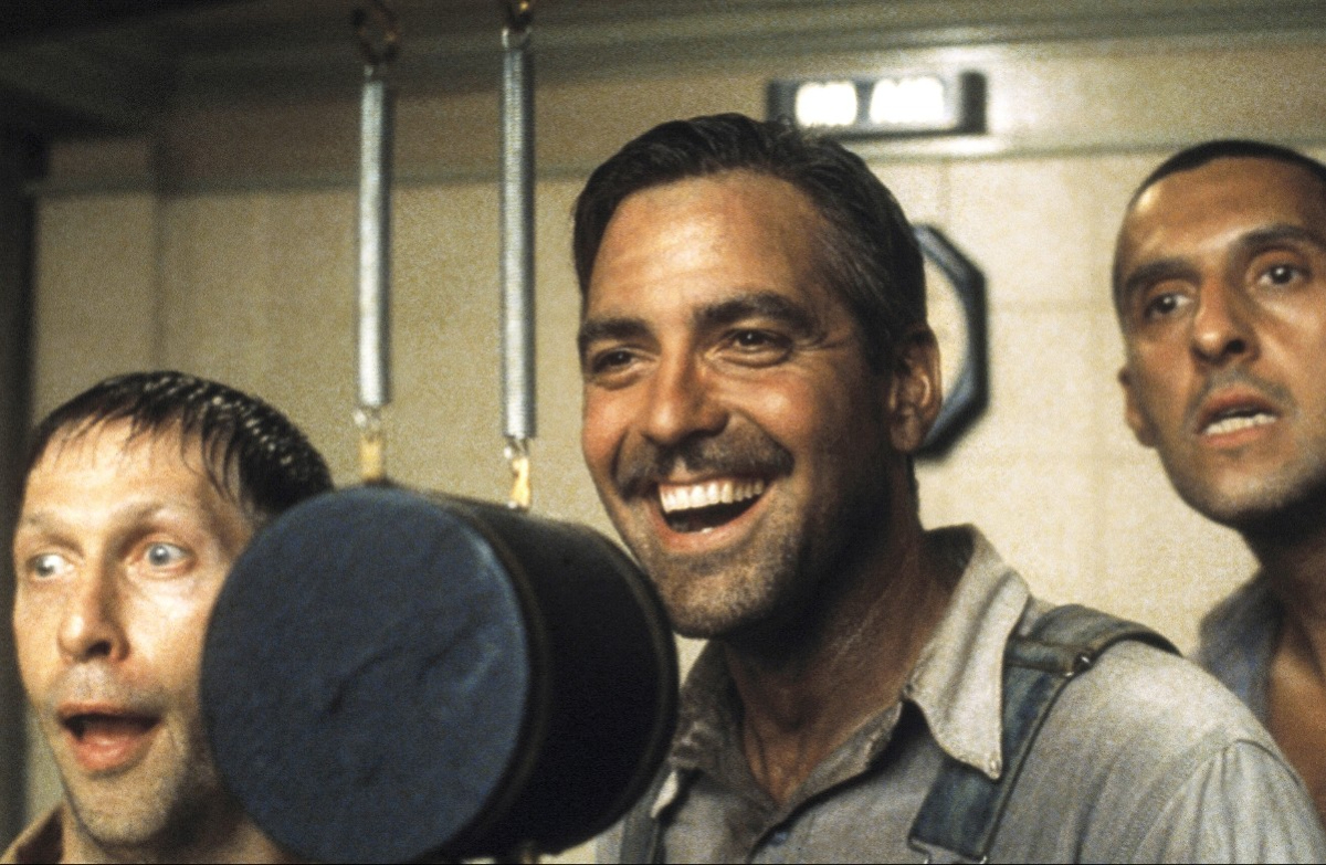 Tim Blake Nelson, George Clooney, and John Turturro in 'O Brother, Where Art Thou?'