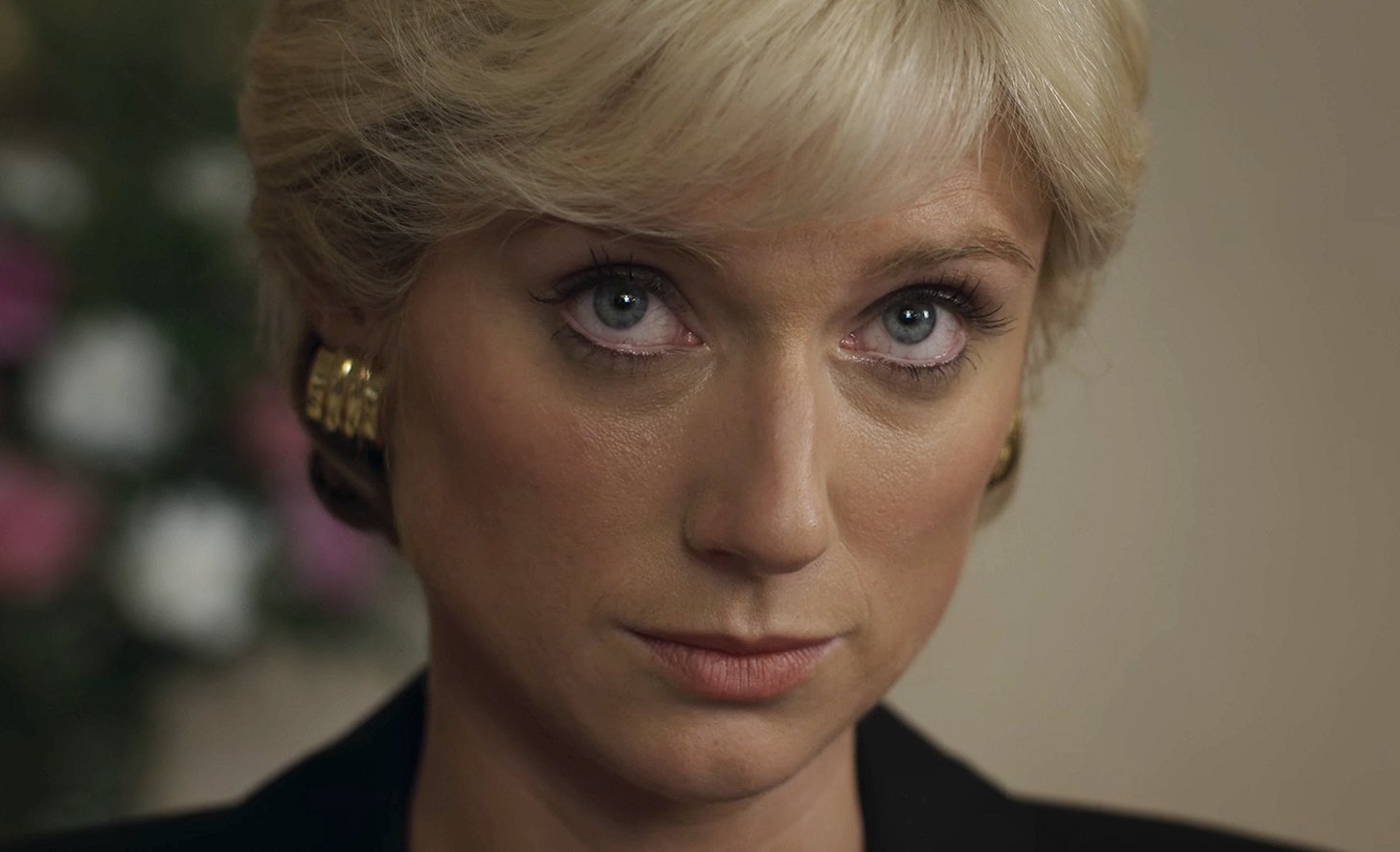 Elizabeth Debicki as Princess Diana in The Crown season 6