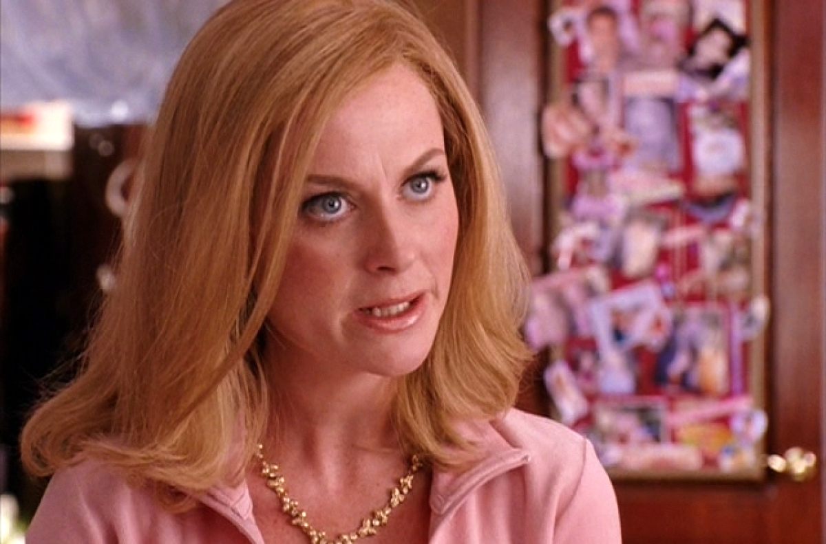 Amy Poehler as Mrs. George looking upset in 'Mean Girls.'