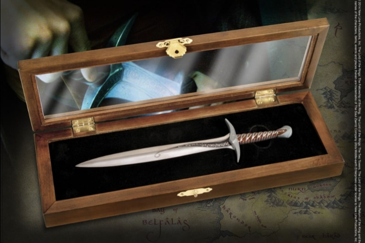Hobbit-full Holidays: The Lord of the Rings Gift Guide