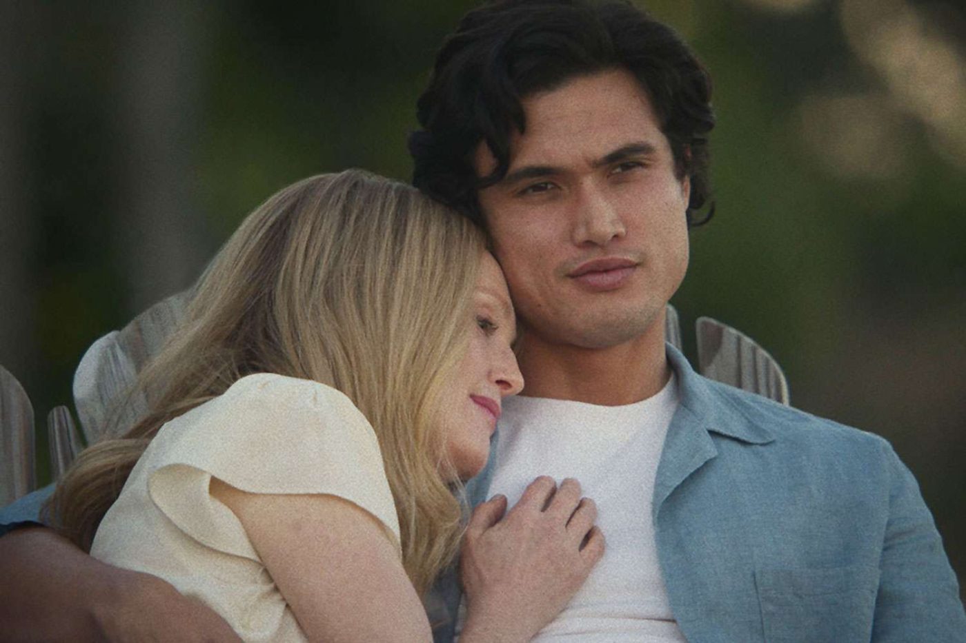 Charles Melton as Joe Yoo and Julianne Moore as Gracie Atherton-Yoo in May December