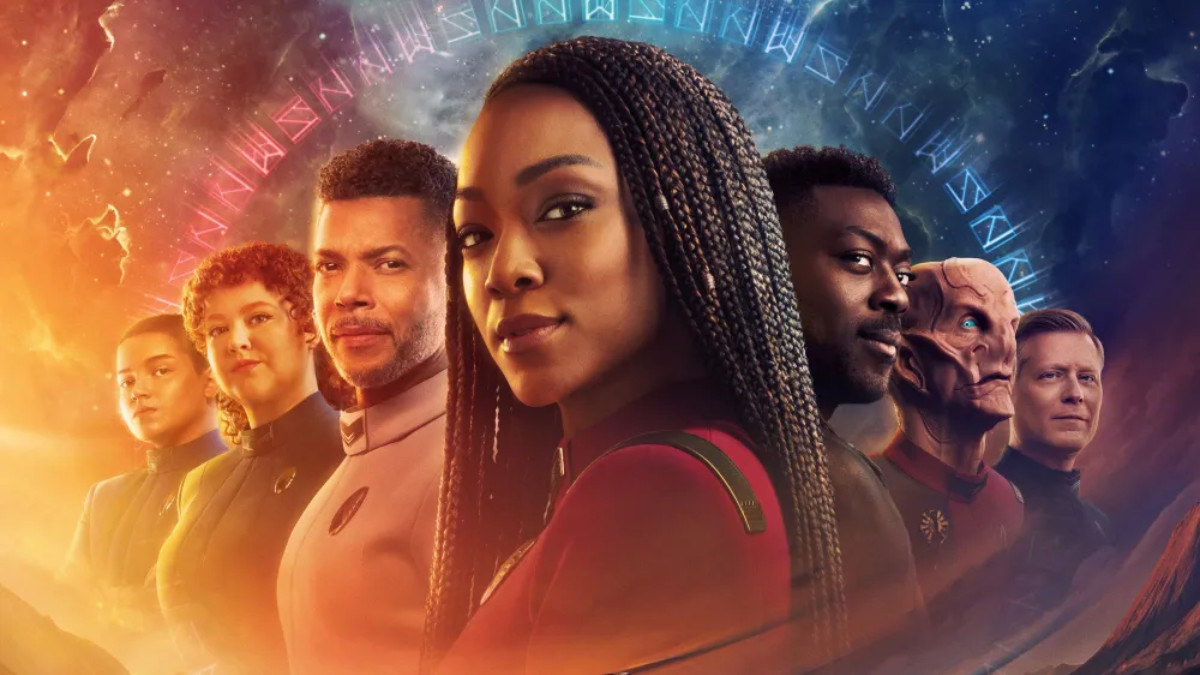 Key art for Star Trek: Discovery season 5, featuring the cast of the final season.