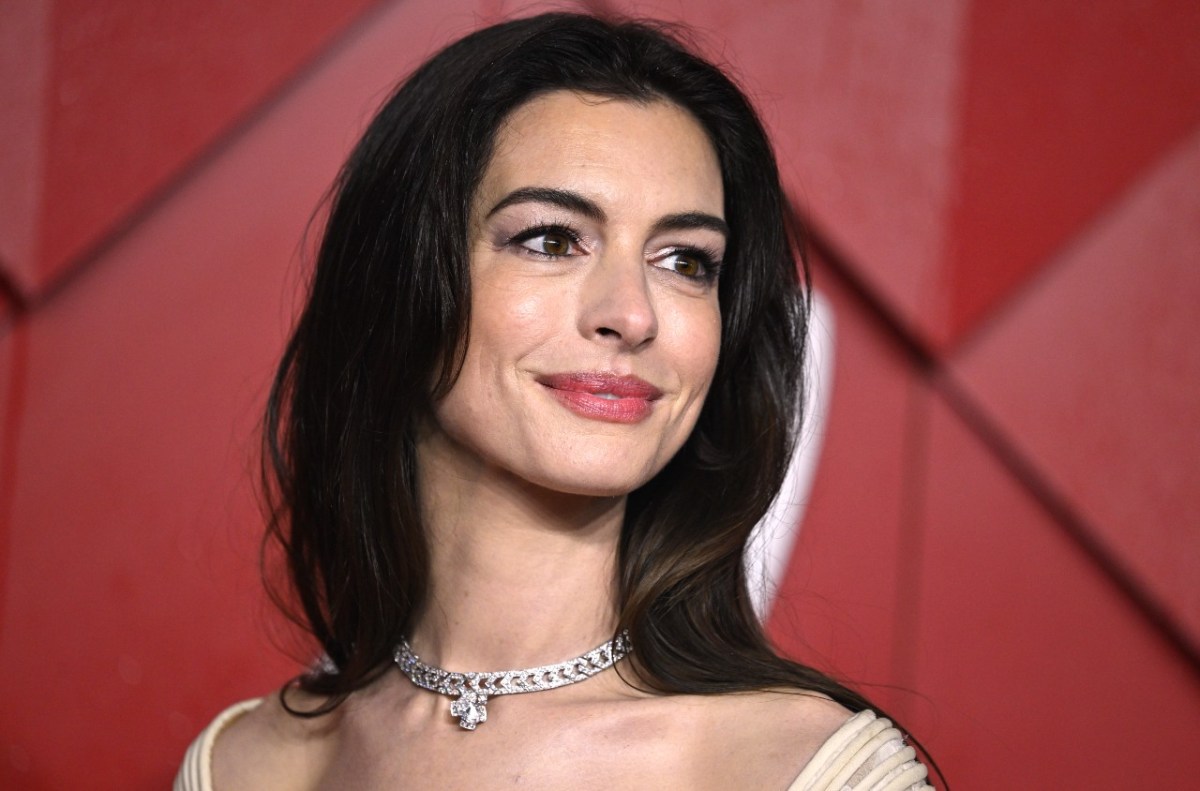 Anne Hathaway Skips Vanity Fair Photoshoot in Support of Condé Nast