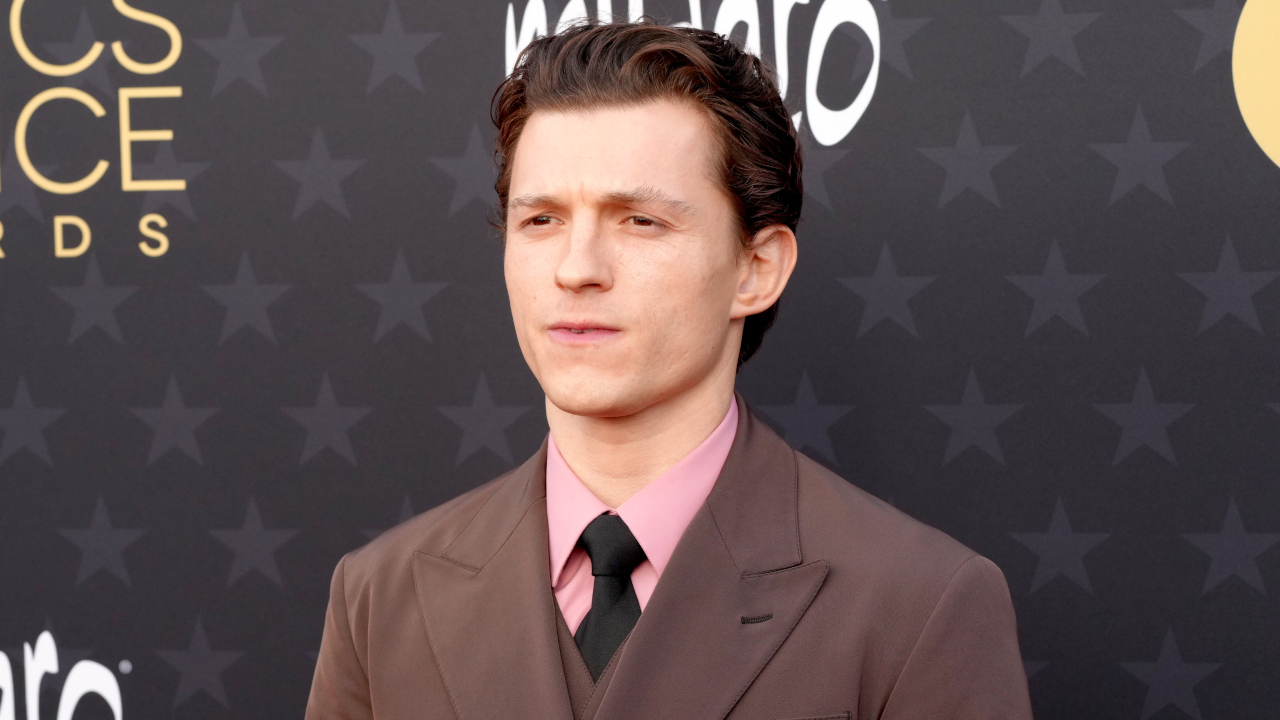 Tom Holland's Romeo & Juliet Is 'Pulsating?' | The Mary Sue