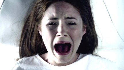 Amy Pond (Karen Gillan) screaming