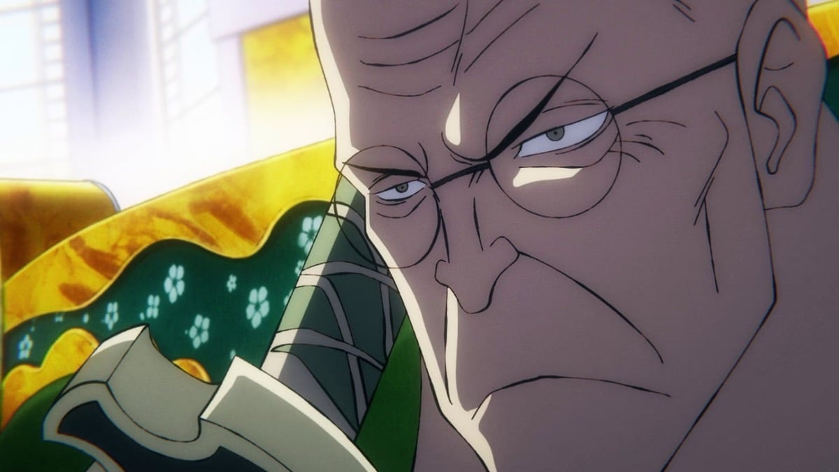 The elderly Ethanbaron Nusjuro looking serious in "One Piece"