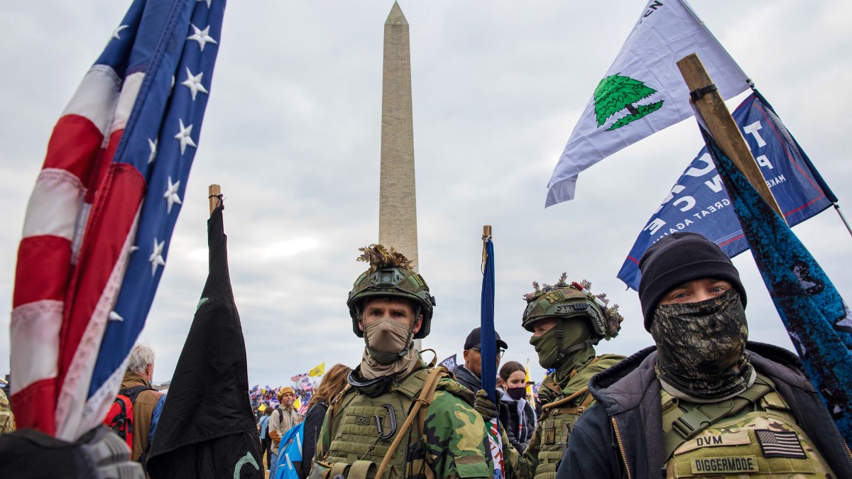 January 6 rioters outside the U.S. Capitol Building