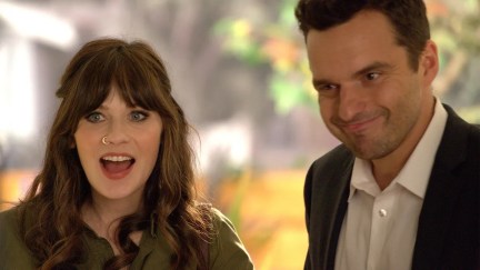 Jake Johnson and Zooey Deschanel in New Girl