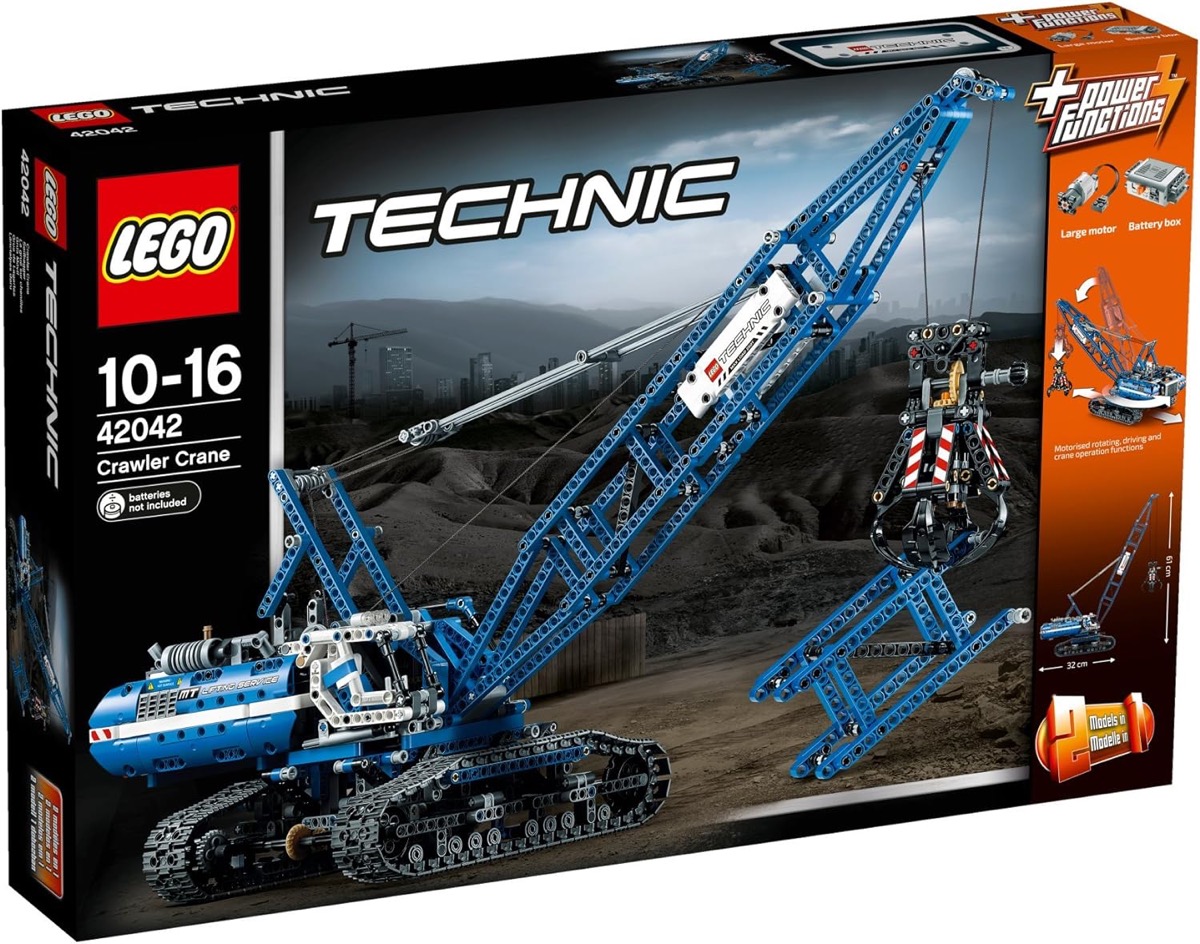 A box containing the LEGO Rope Excavator