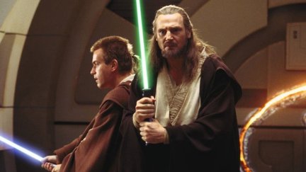 Qui Gon Jin and Obi Wan prepare for battle.