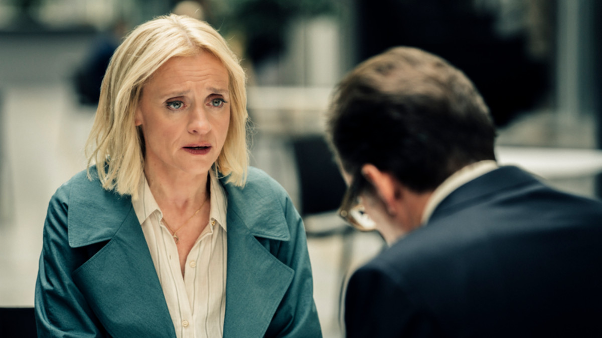 Anne-Marie Duff as Dr Susannah Newman, talking to someone in Suspect season 2