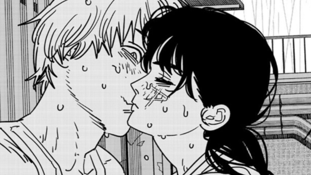 Chainsaw Man Chapter 167 Denji and Yoru kissing