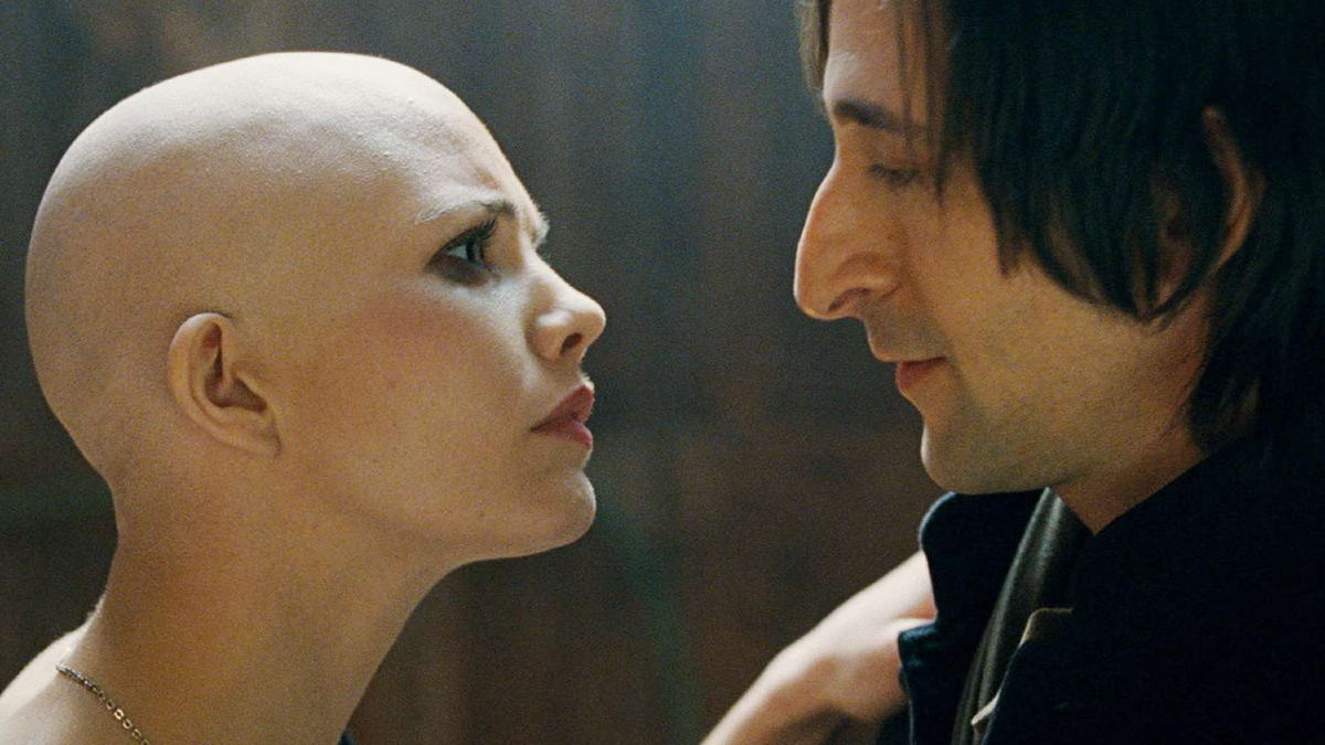 Dren (Delphine Chaneac) and Clive (Adrien Brody) share an intimate moment in 'Splice'