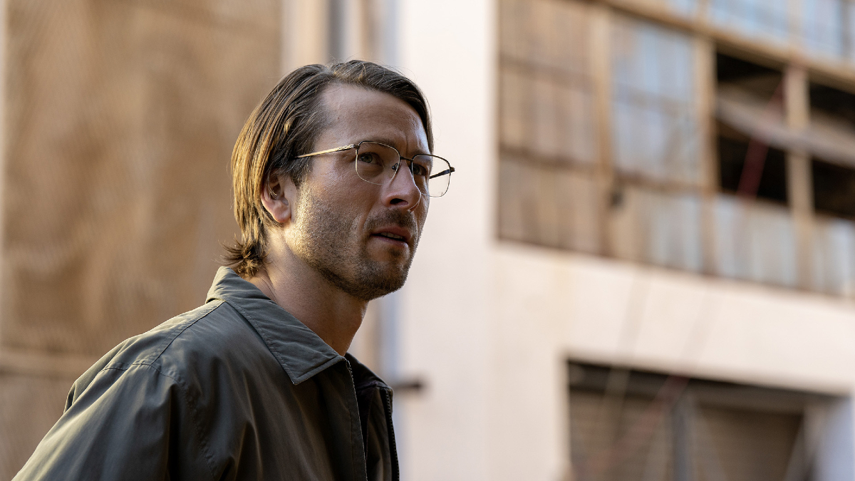 Glen Powell as Gary Johnson in 'Hit Man'