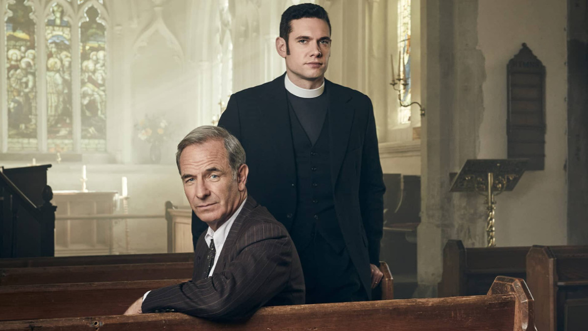 Robson Green as DI Geordie Keating and Tom Brittney as Reverend Will Davenport in the Grantchester church