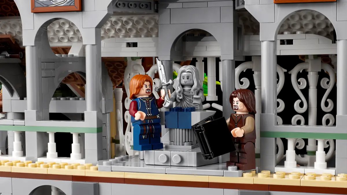 LEGO Boromir and Aragorn in LEGO Rivendell
