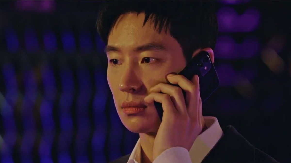 Taxi Driver 2 Kim Do-gi recreates a scene from the Burning Sun scandal