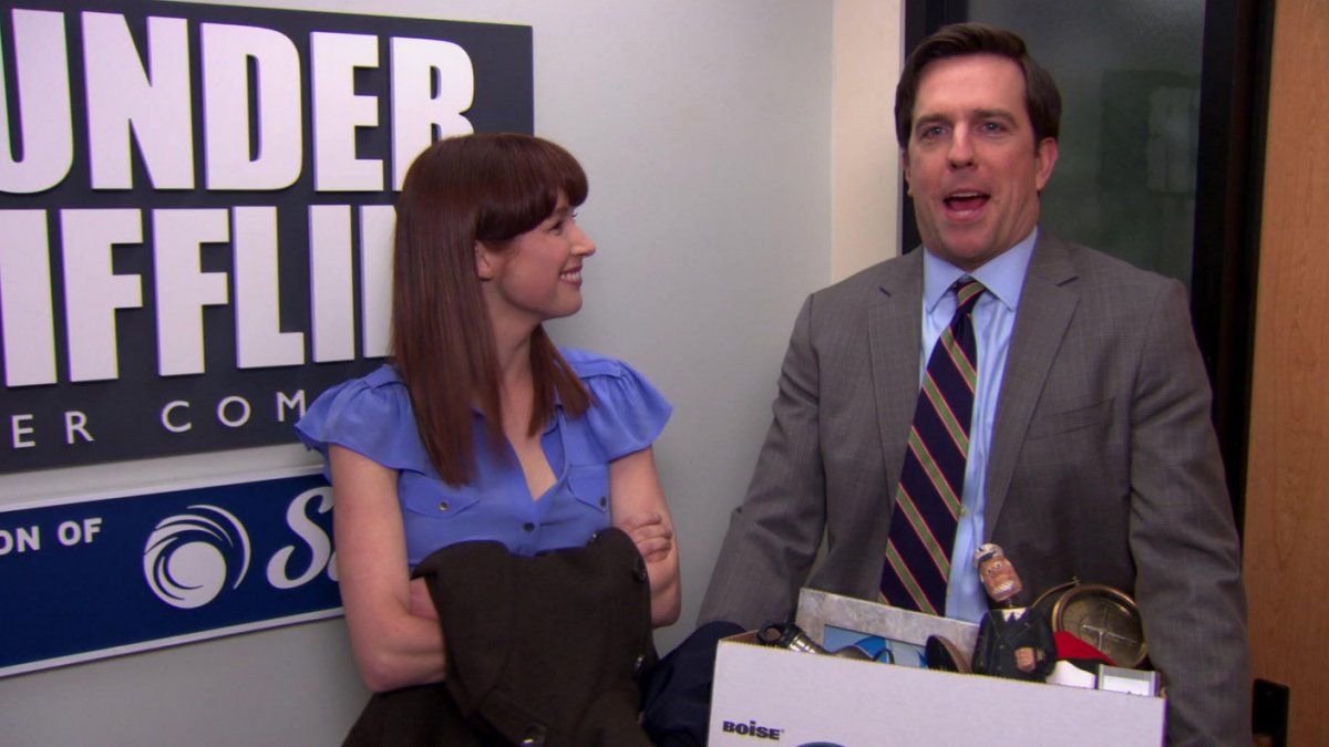 Erin and Andy in the Dunder Mifflin offices