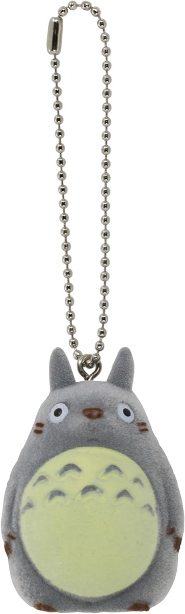 A keychain featuring Totoro from "My Neighbor Totoro" 