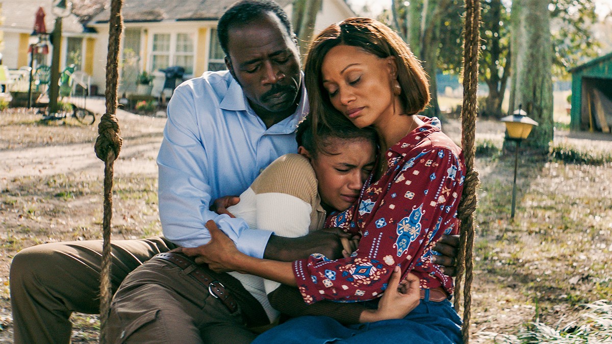 Demetrius Grosse as Revernd Martin and Nika King as Donna Martin in Sound of Hope