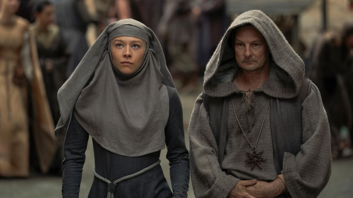 Emmy D'Arcy as Rhaenyra Targaryen and Anthony Flanagan as Ser Steffon Darklyn in House of the Dragon