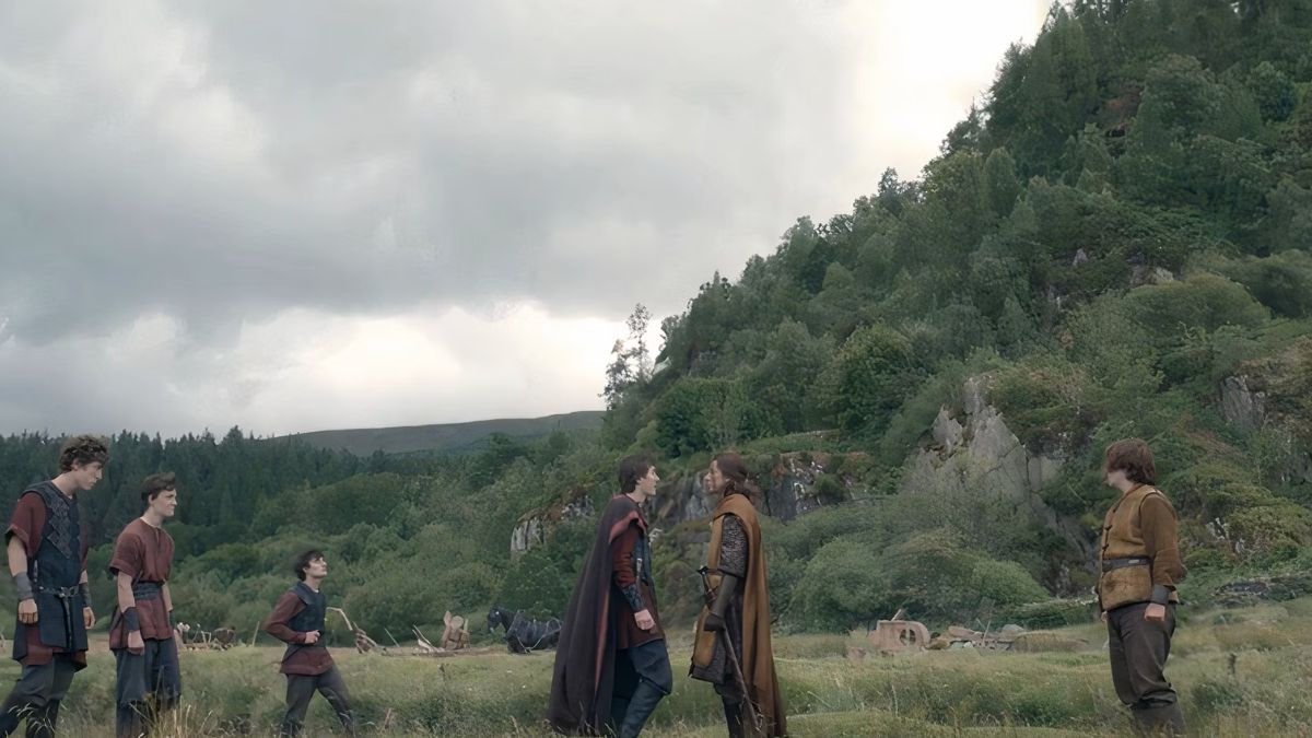 Members of Houses Blackwood and Brackens squaring off in the third episode of the second season of House of the Dragon