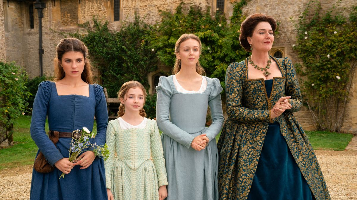 Emily Bader as Lady Jane Grey, Robyn Betteridge as Margaret Grey, Isabella Brownson as Katherine Grey and Anna Chancellor as Frances Grey in My Lady Jane