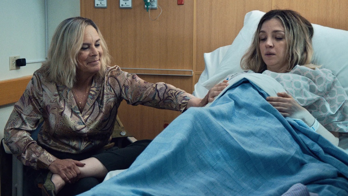 Donna comforts Sugar while she gives birth