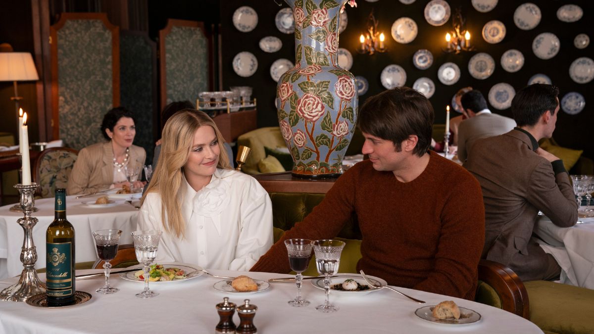 Camille and Gabriel at a restaurant in Emily in Paris season 4