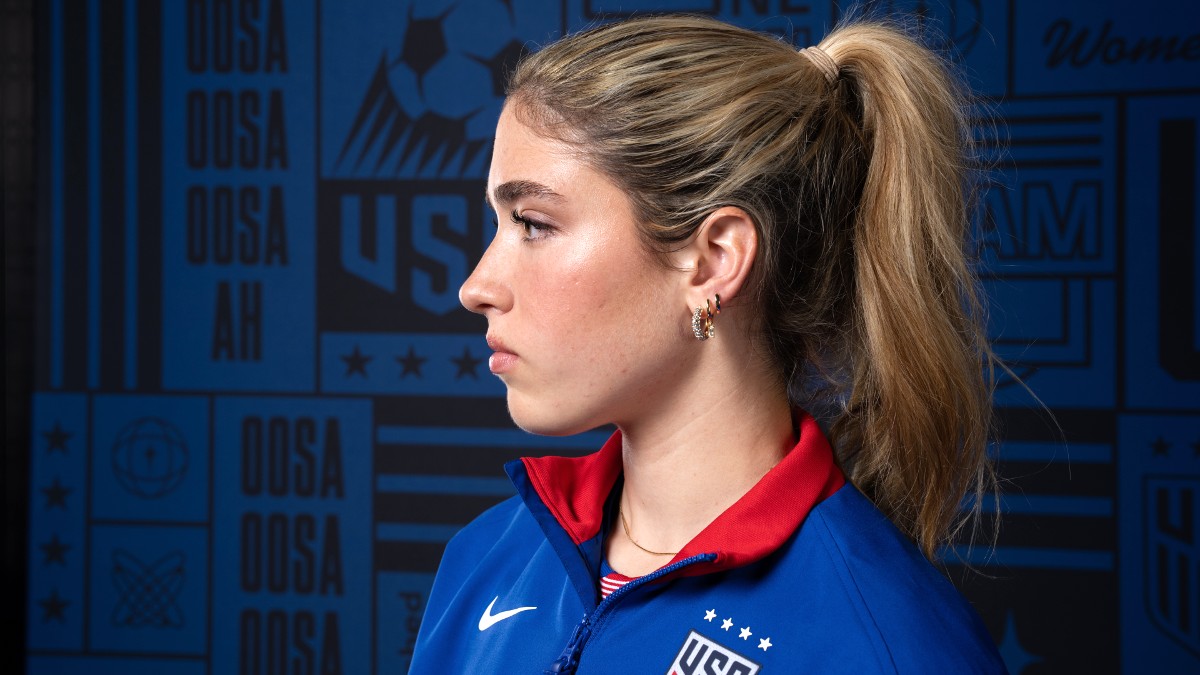 Korbin Albert posing for her USWNT portrait