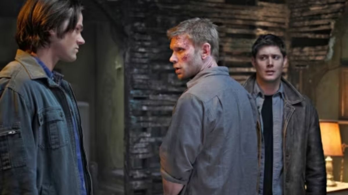 Sam and Dean Winchester (Jared Padalecki and Jensen Ackles) with Mark Pellegrino as Lucifer in Supernatural season 5