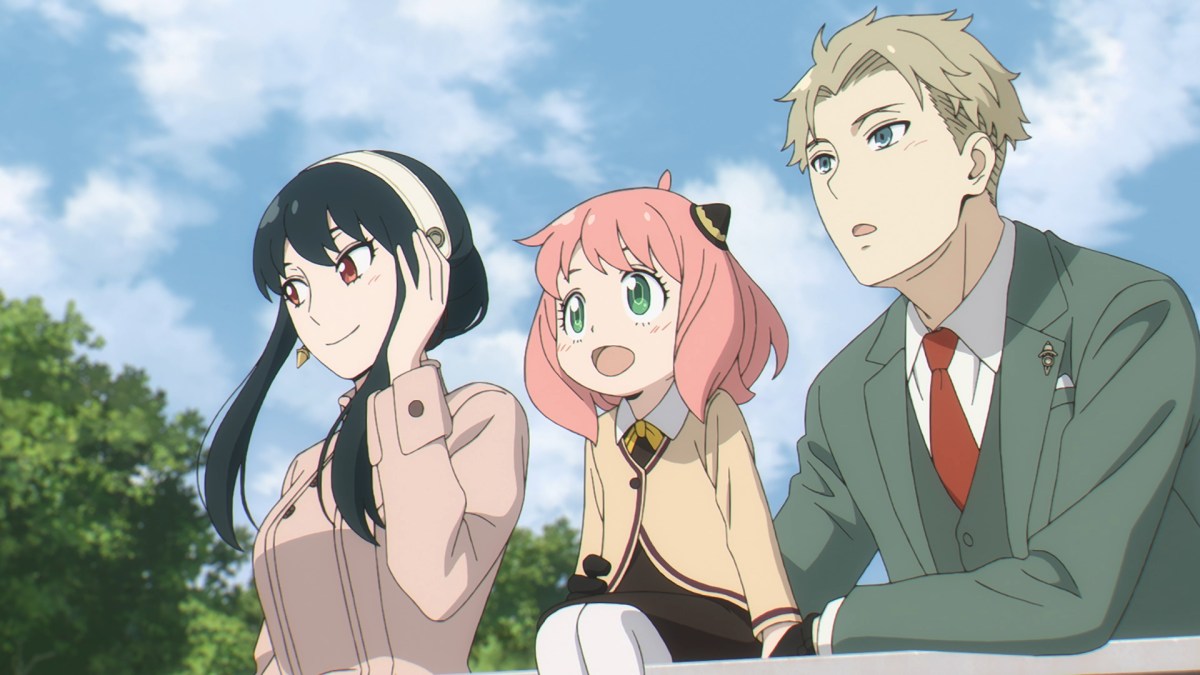 L-R: Yor, Anya, and Loid Forger from Spy x Family