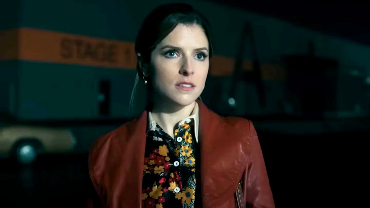 Anna Kendrick as Cheryl Bradshaw in Woman of the House